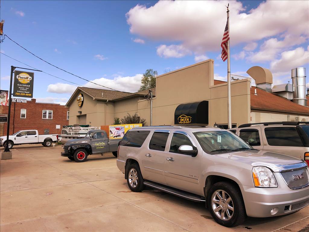 Powell’s Auto Body Exterior